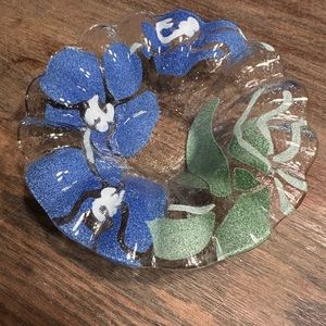 Sydenstricker Glass Berry Bowl